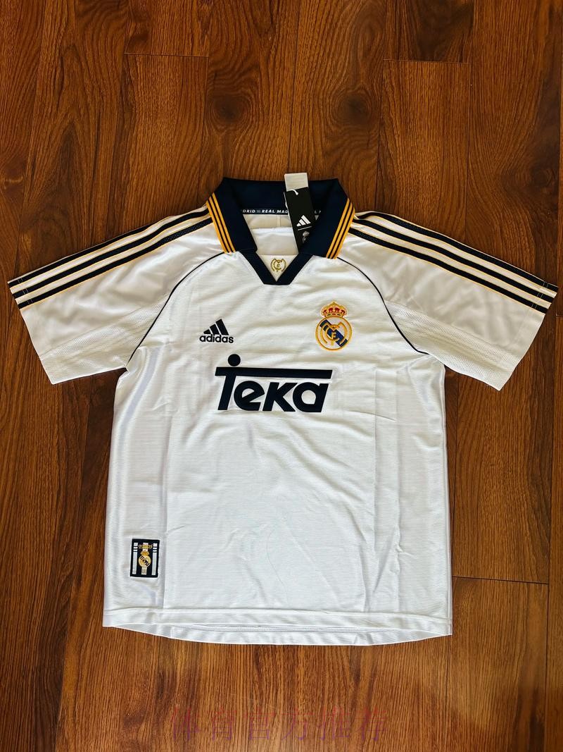 斯基拉：阿莱格里和劳尔在皇马的选帅名单上